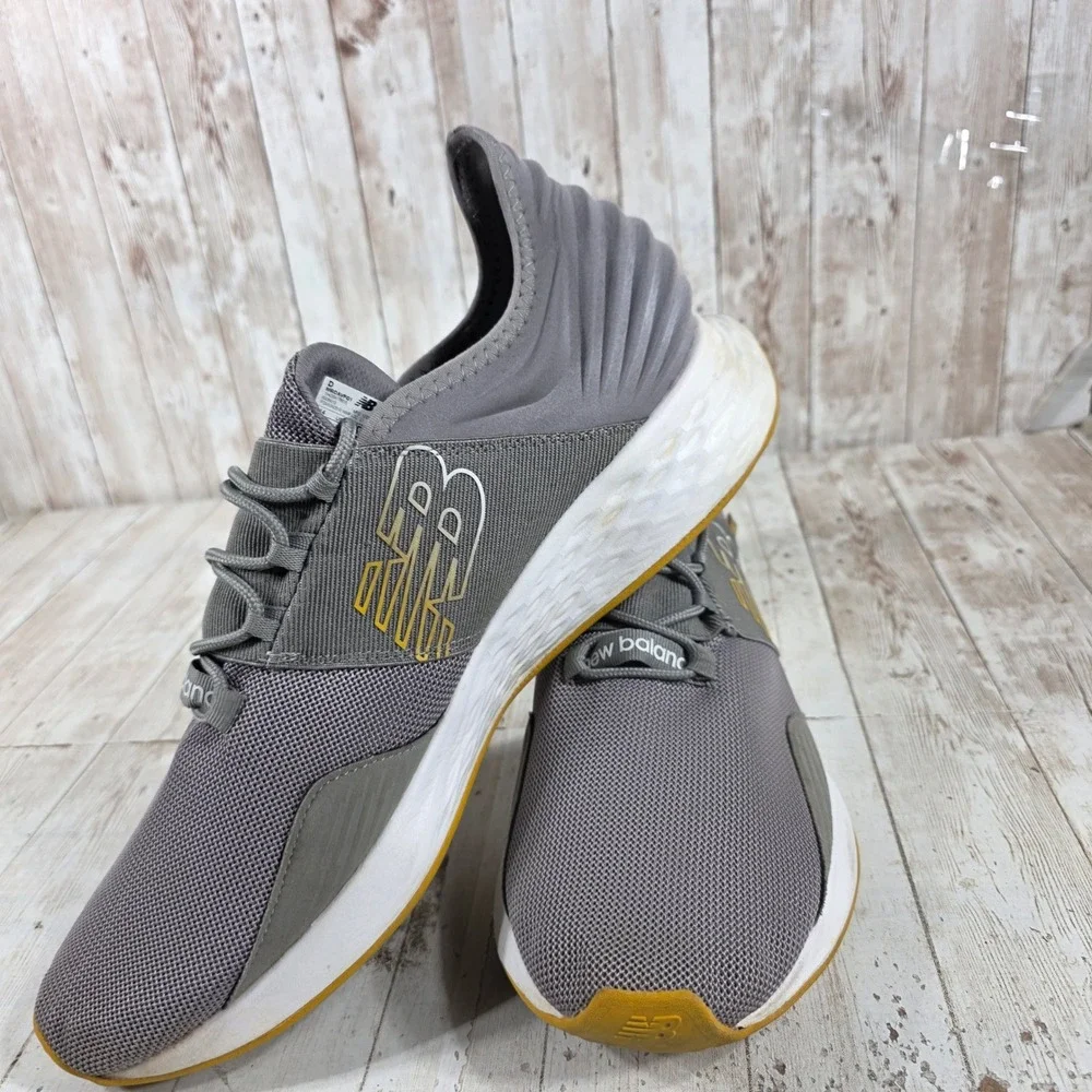 New Balance Fresh Foam Roav Mens Grey Gold Running Shoes MROAVFG1 Size 14